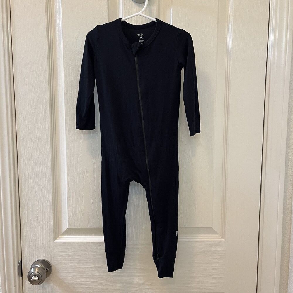 Kyte Baby Footless Zippered Romper One Piece Sleeper Black Bamboo Size 3T
